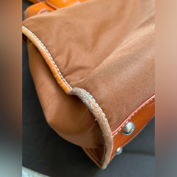 Authentic Vintage Tod’s Leather and Canvas Tote Bag - Picture 9 of 11